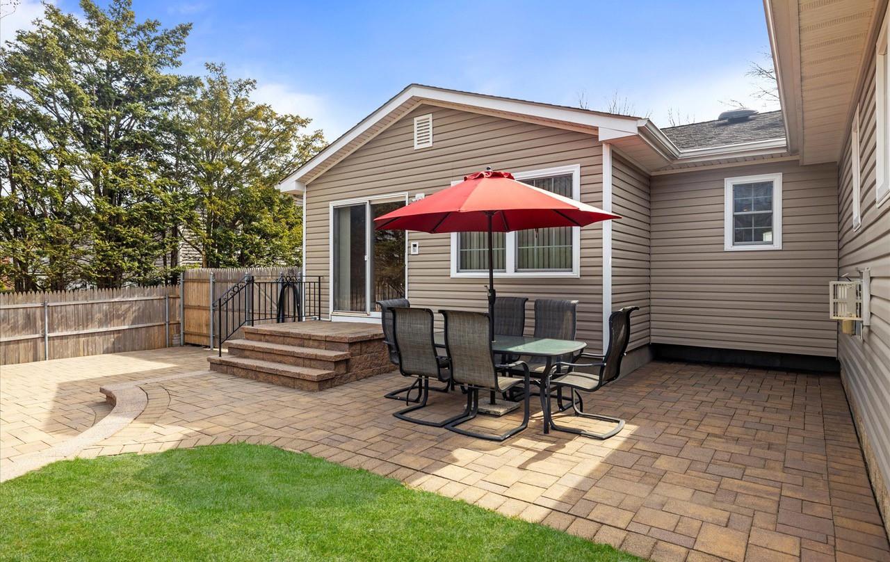 83 Rumford Road, Kings Park, New York image 38