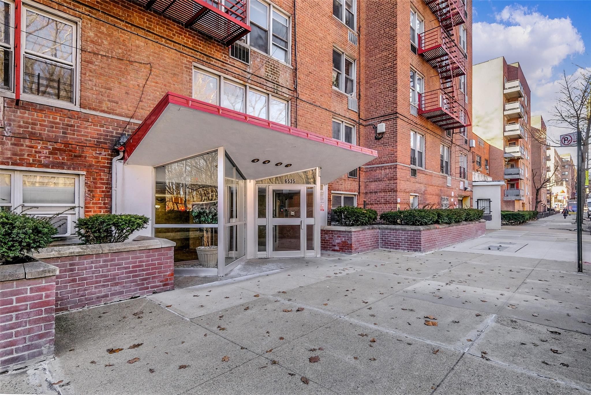 Property for Sale at Broadway 5C, Bronx, New York - Bathrooms: 1 
Rooms: 3  - $160,000