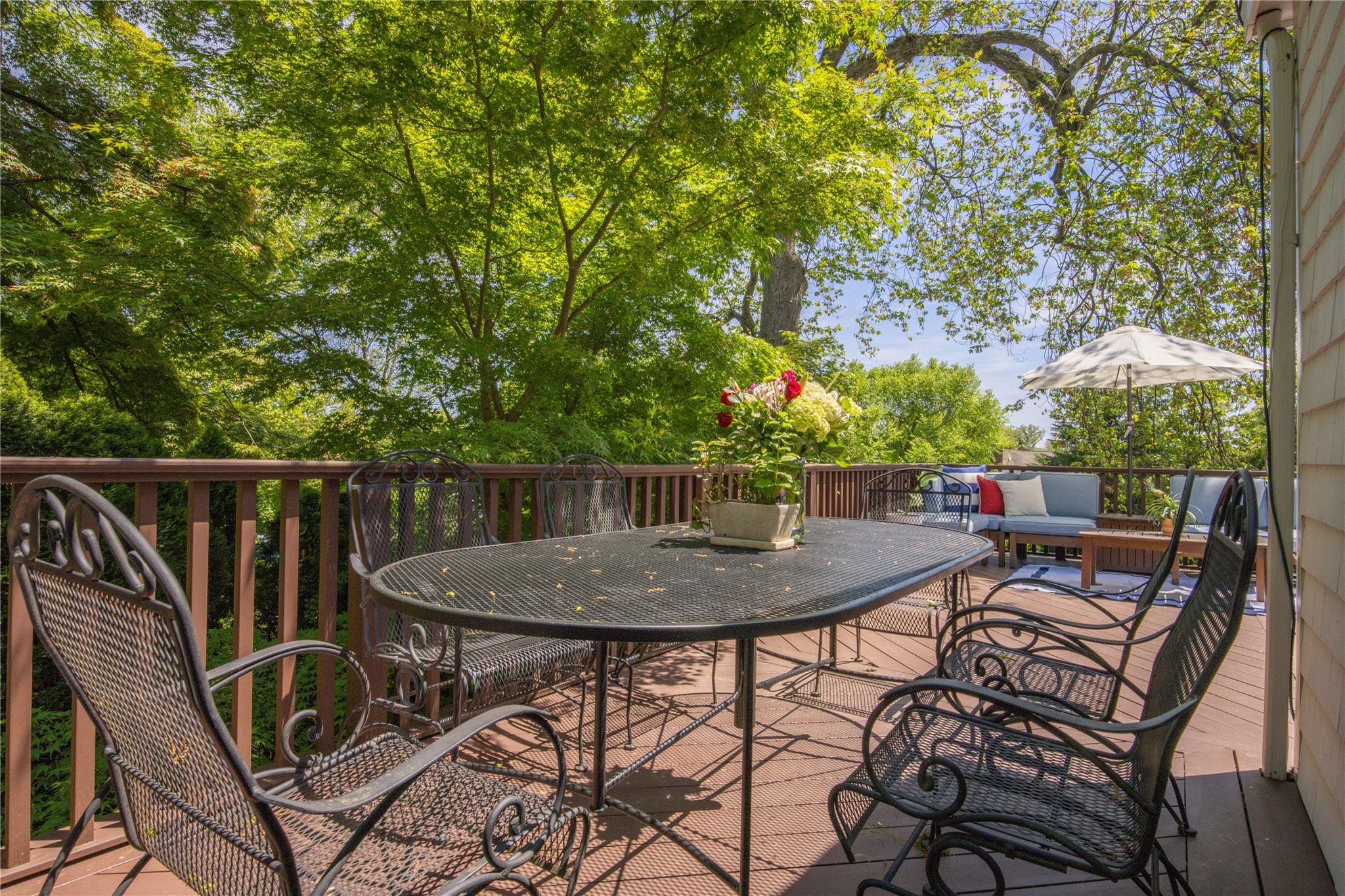 19 Locust Avenue, Larchmont, New York image 14