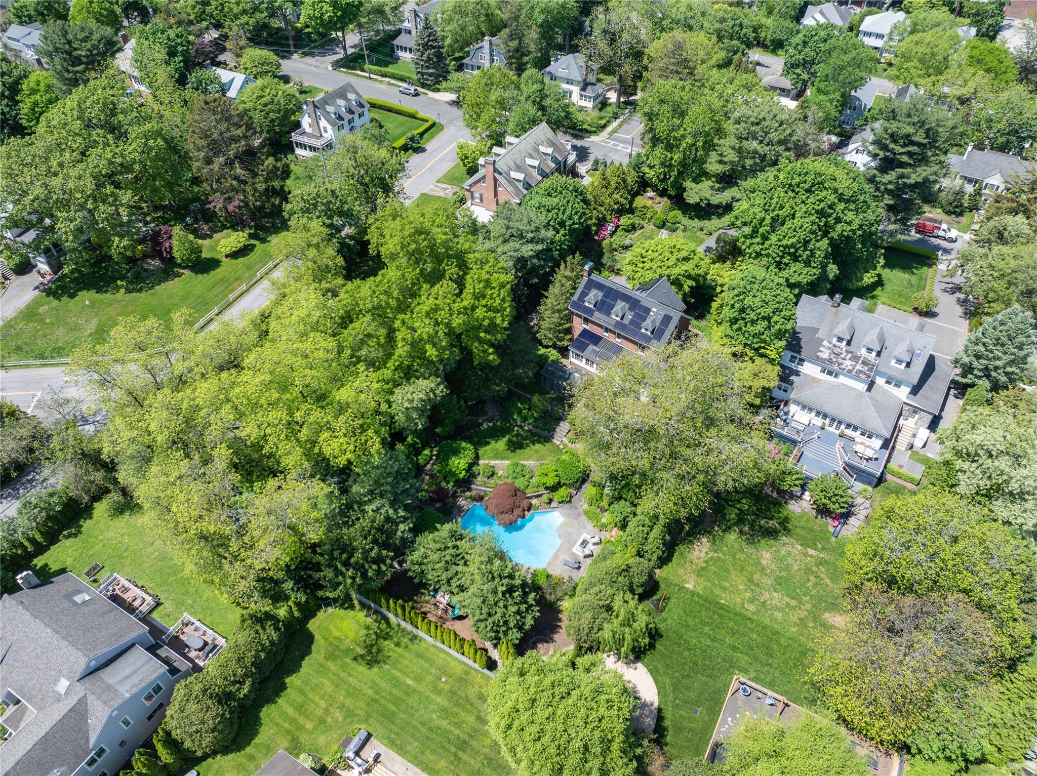 19 Locust Avenue, Larchmont, New York image 22