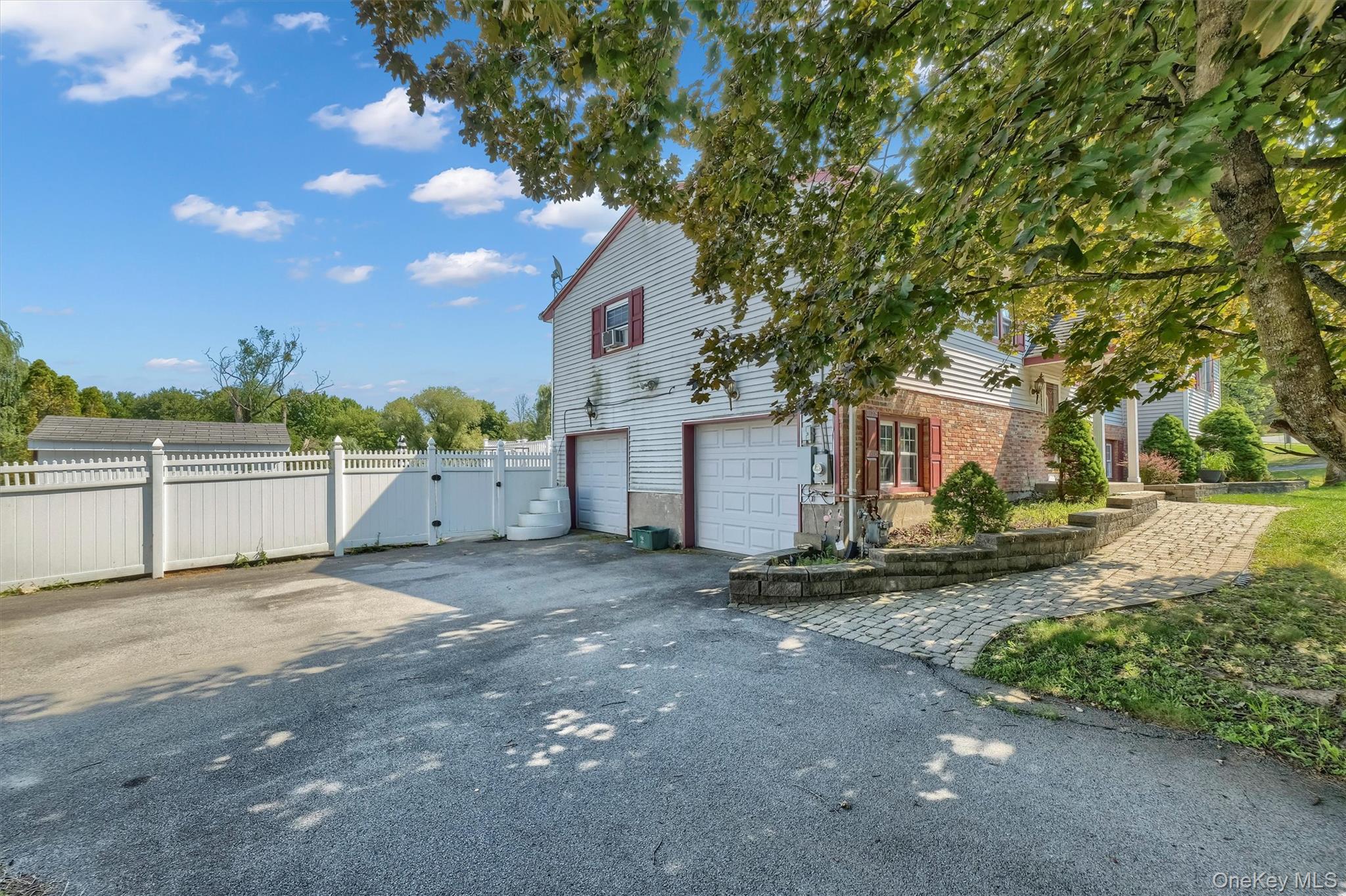 7 Briarwood Avenue