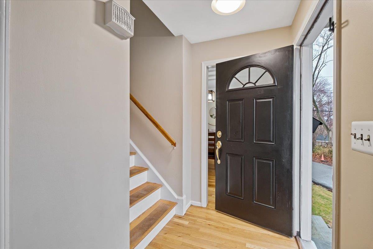 301 Livingston Avenue, Mamaroneck, New York image 5