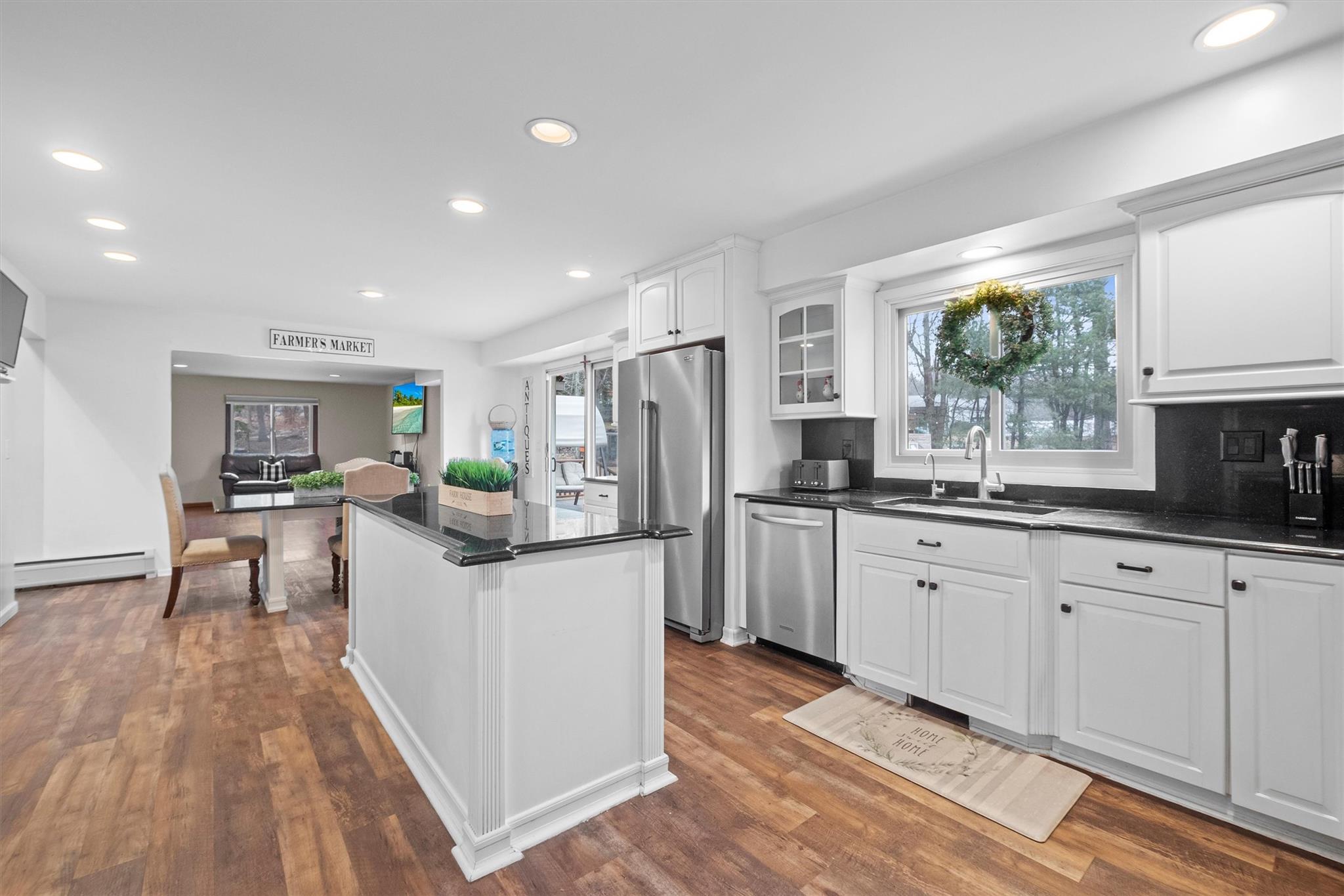 4 Tall Pines Court, West Nyack, New York image 7