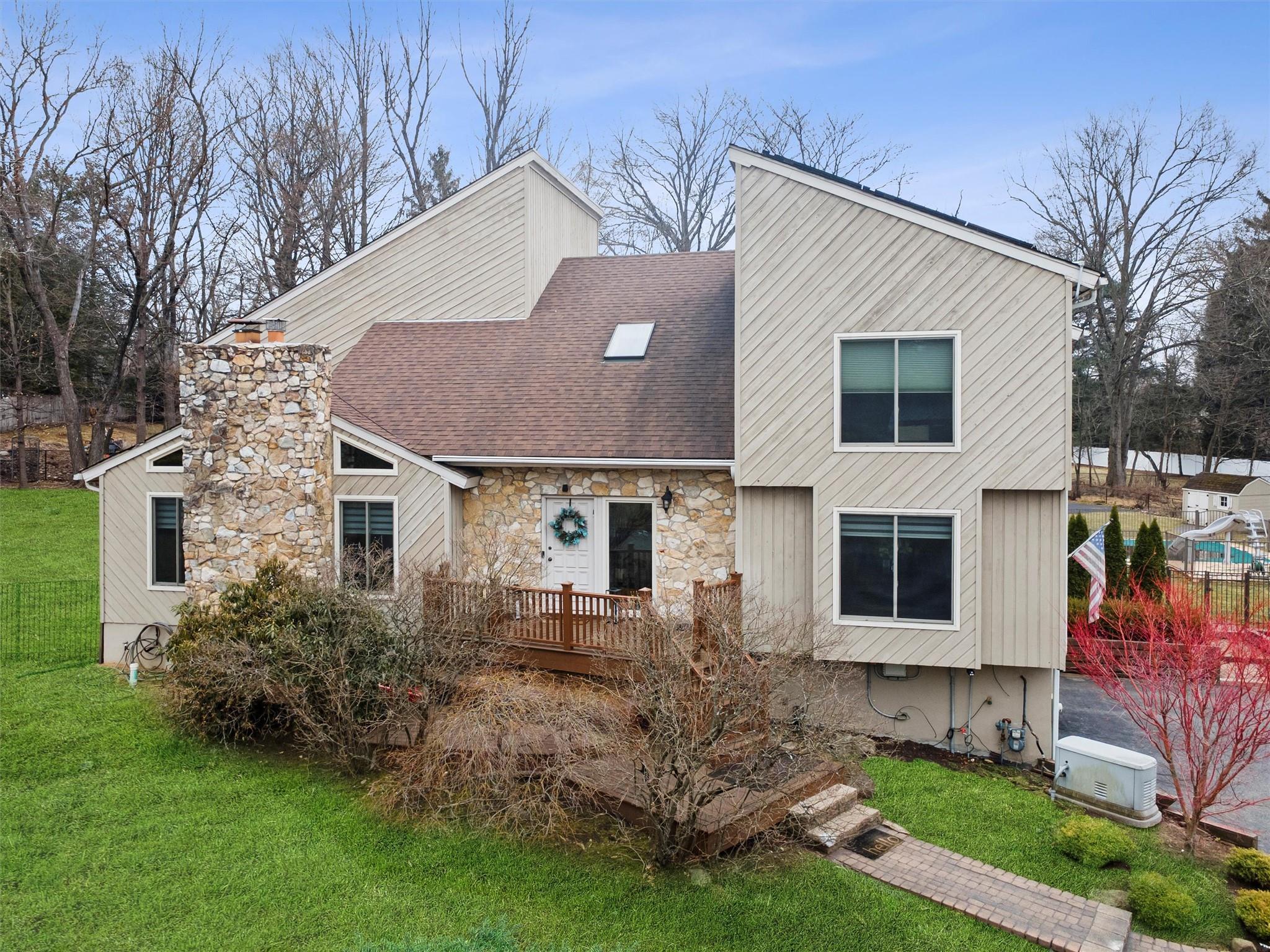 4 Tall Pines Court, West Nyack, New York image 42