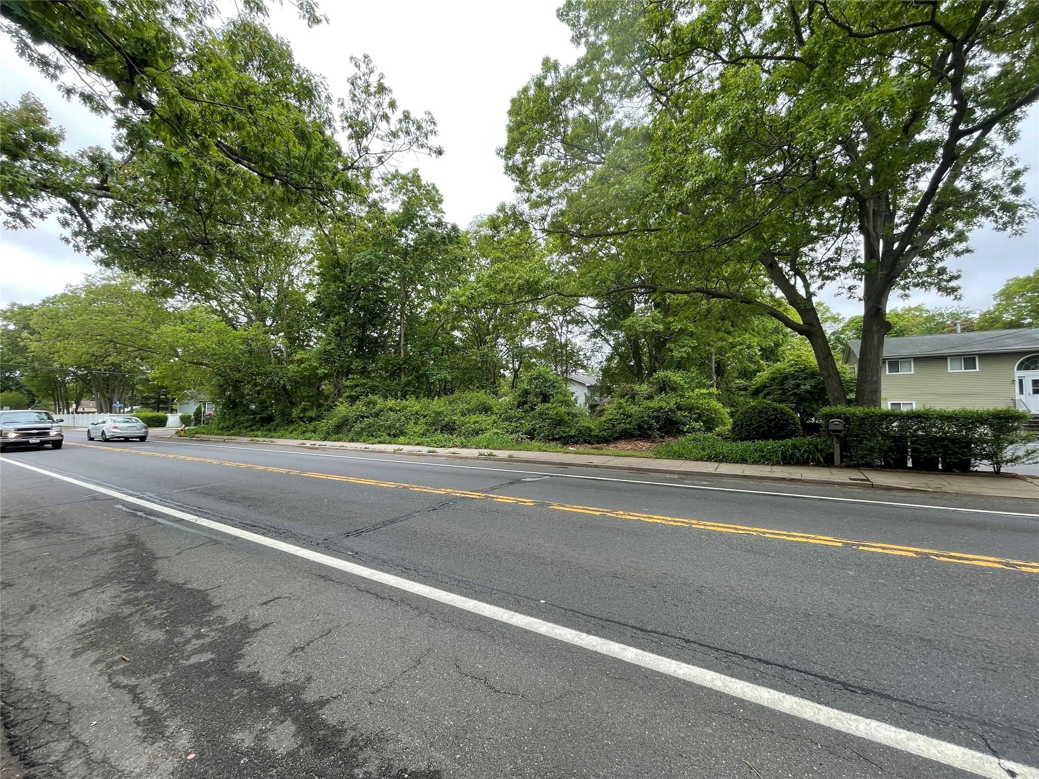 91 W Plum Street, Brentwood, New York image 4