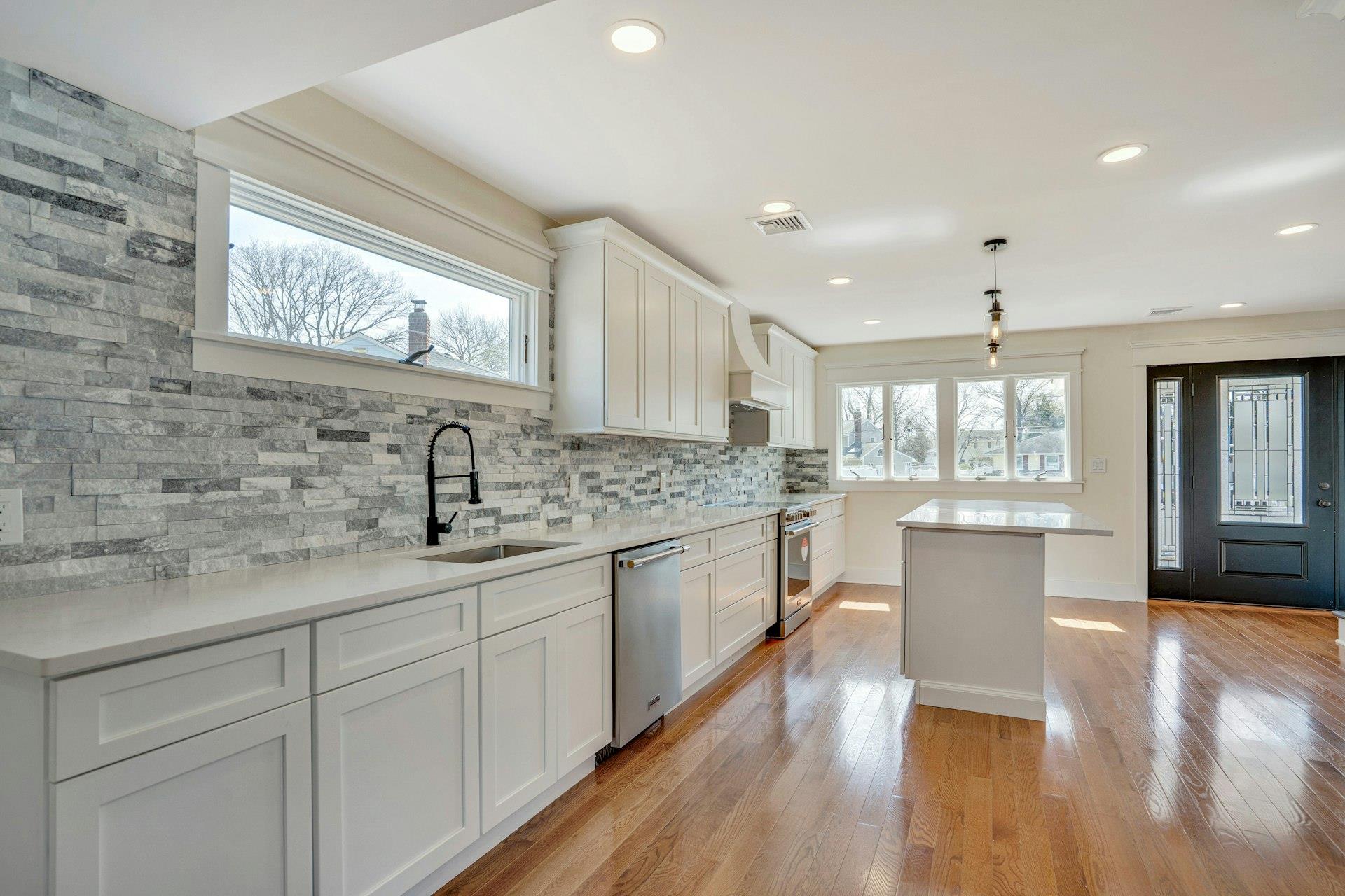 7 Diellen Court, Commack, New York image 14