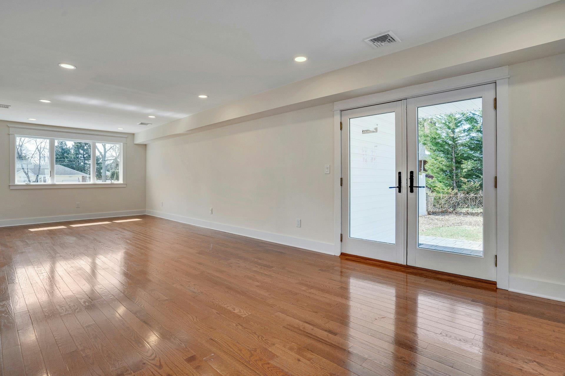 7 Diellen Court, Commack, New York image 24