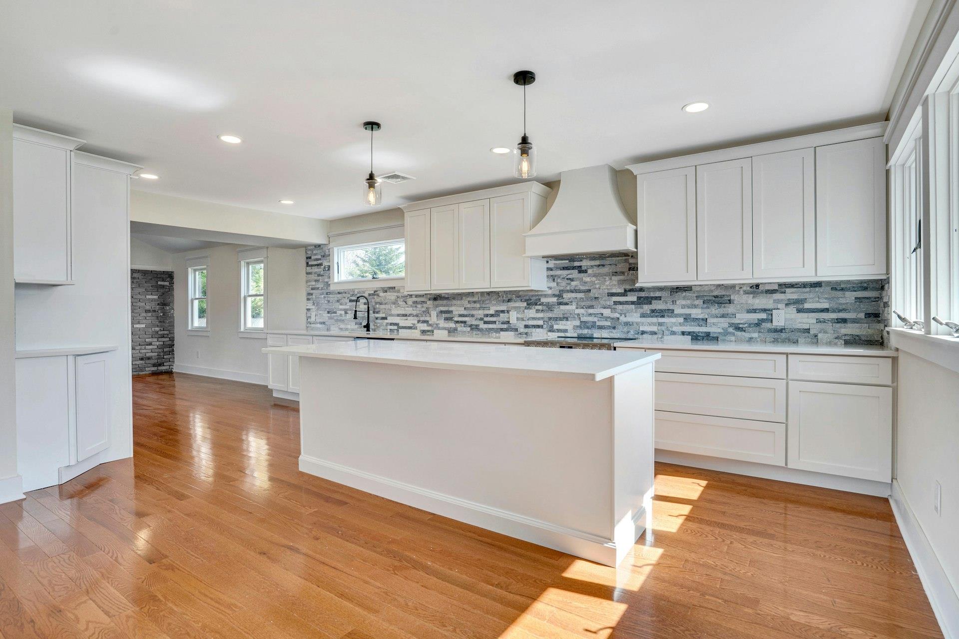 7 Diellen Court, Commack, New York image 17