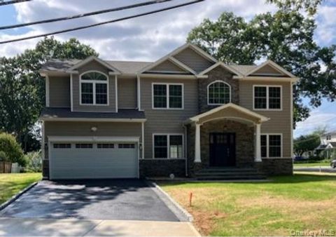 110B Louis Street Massapequa NY 11758