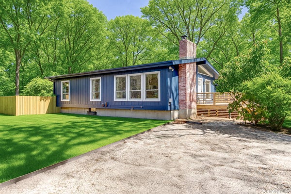 87 CHURCH LN, EAST HAMPTON, NY 11937 - Image df2387de14d92013be9637243bd2fe6b/410434146