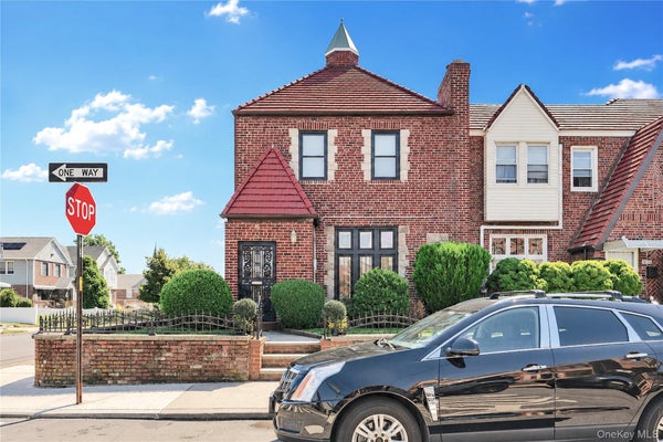130-1 227TH ST, SPRINGFIELD GARDENS, NY 11413 - Image df281f17a9d03fc005c793b4234d2de0/2225499993