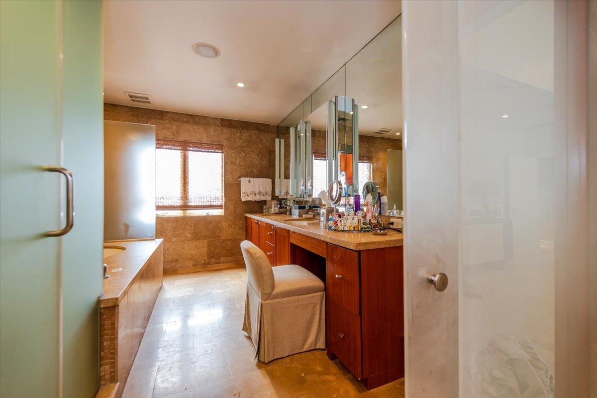 Atlantic Beach, New York 11509, United States, 4 Bedrooms Bedrooms, ,4 BathroomsBathrooms,Residential,Active,181187