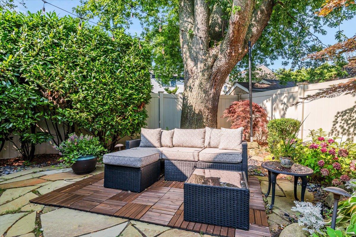 Atlantic Beach, New York 11509, United States, 4 Bedrooms Bedrooms, ,4 BathroomsBathrooms,Residential,Active,181187