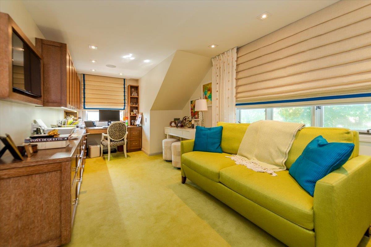 Atlantic Beach, New York 11509, United States, 4 Bedrooms Bedrooms, ,4 BathroomsBathrooms,Residential,Active,181187