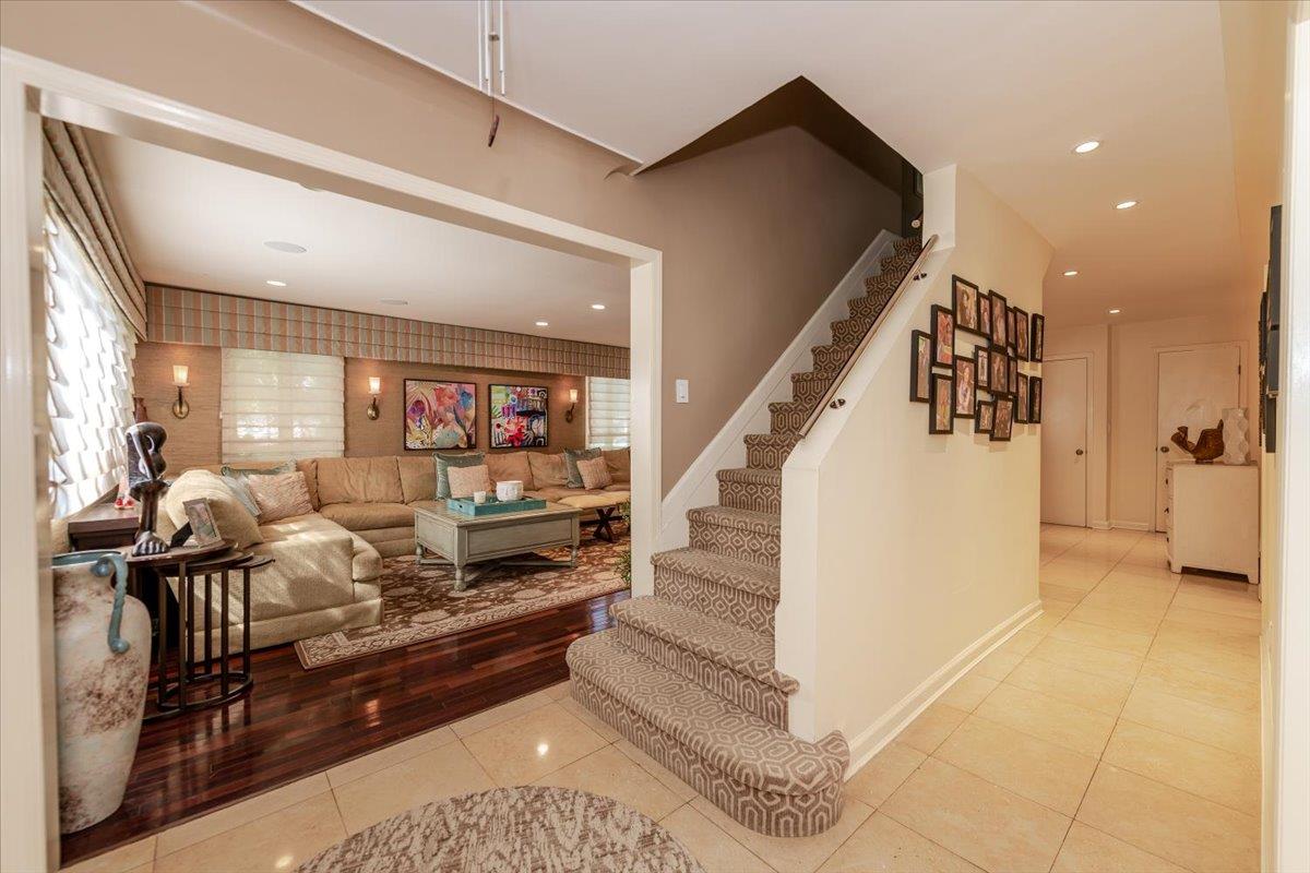 Atlantic Beach, New York 11509, United States, 4 Bedrooms Bedrooms, ,4 BathroomsBathrooms,Residential,Active,181187