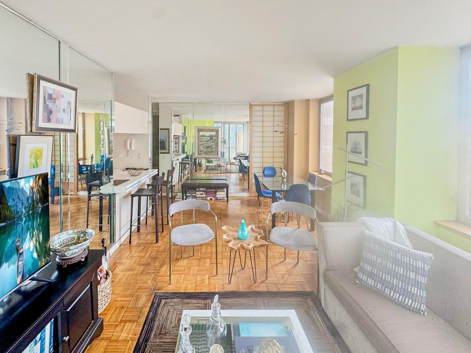 500 West 43 Street 21E