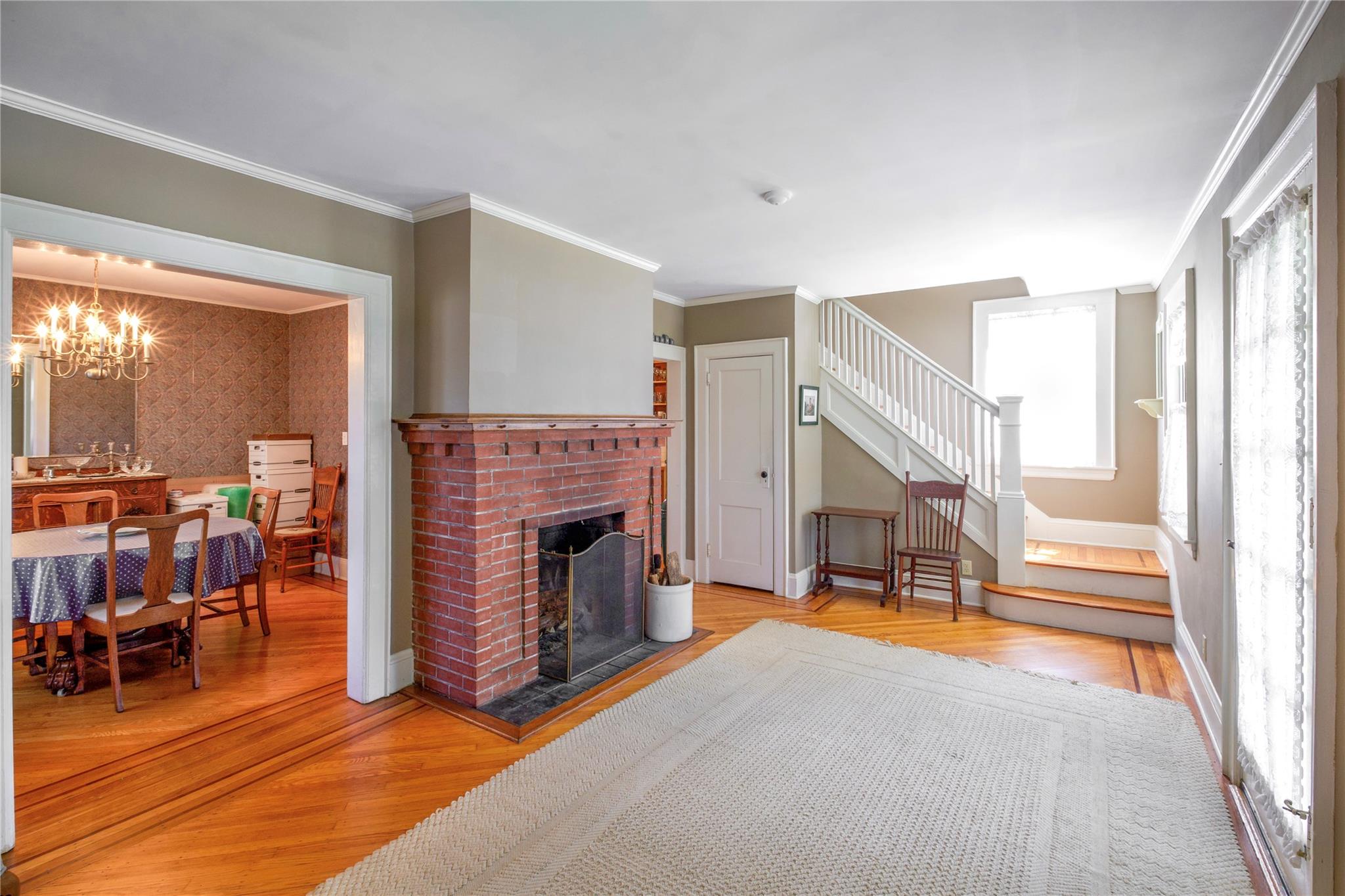 75 W Fairview Avenue, Valley Stream, New York image 2