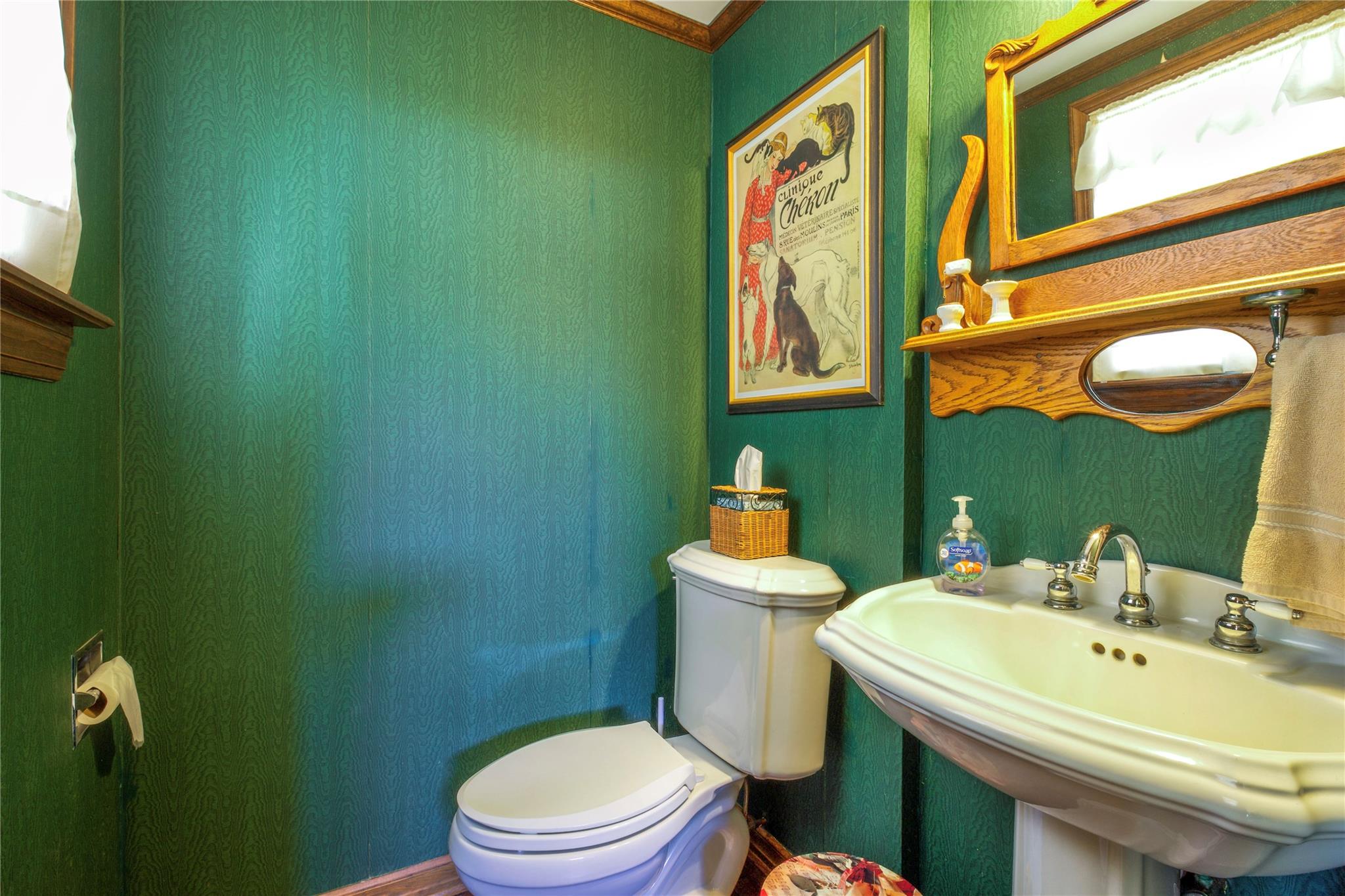 75 W Fairview Avenue, Valley Stream, New York image 10