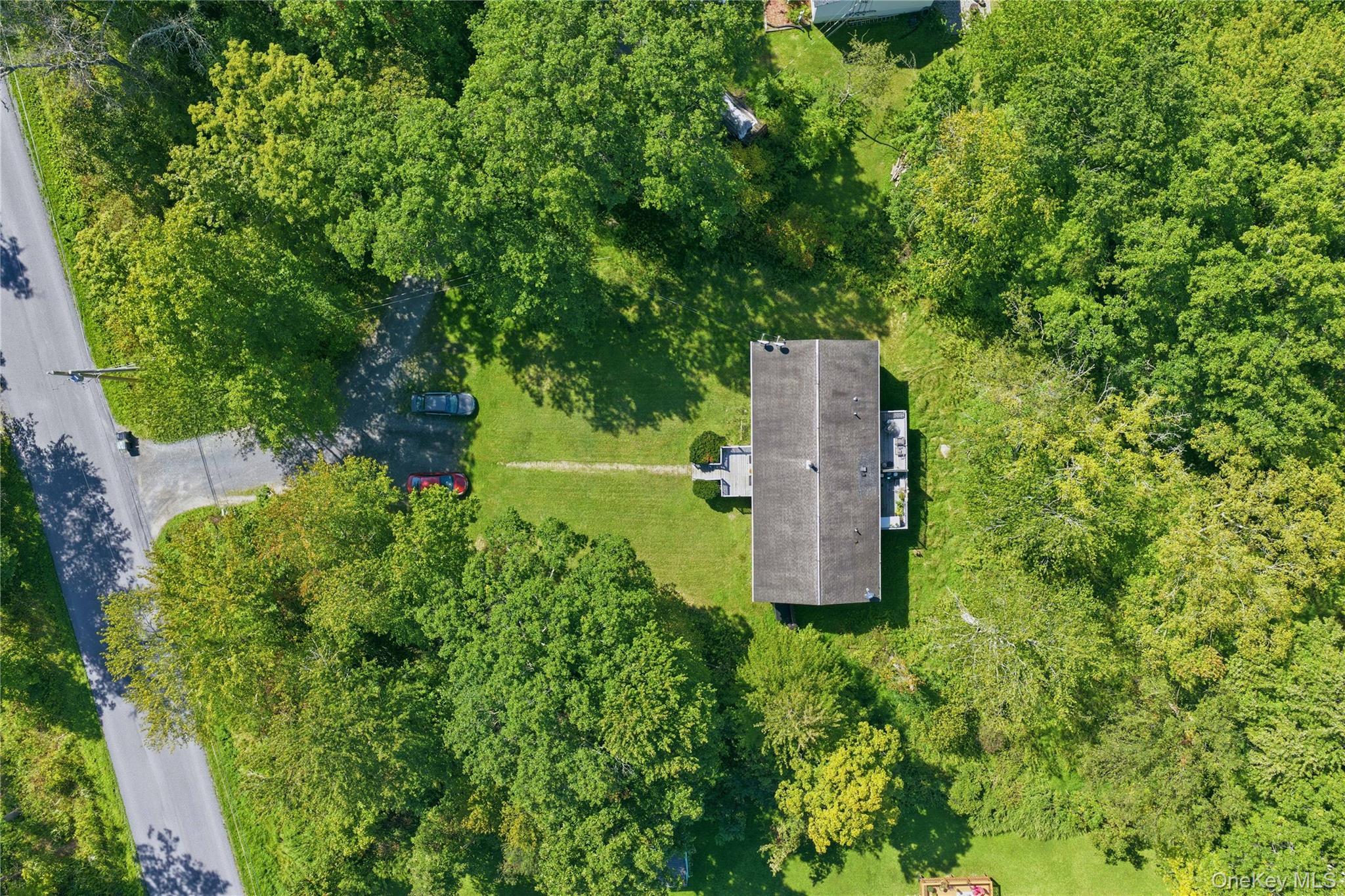 1228 Albany Post Road