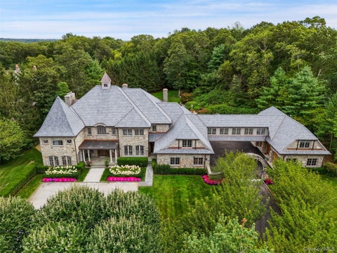 Photo of 9 Terrace Circle, Armonk, NY 10504 (MLS # 1002371)