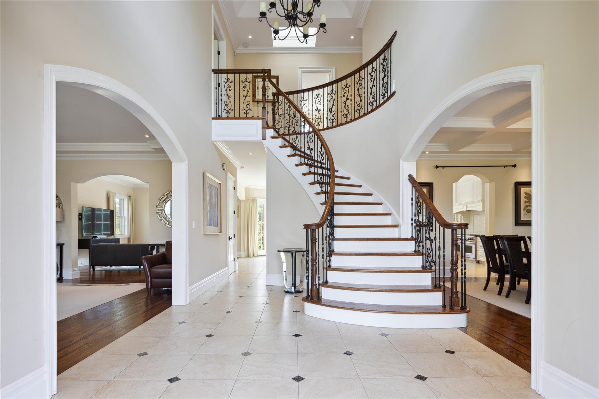 16 Winchester Drive