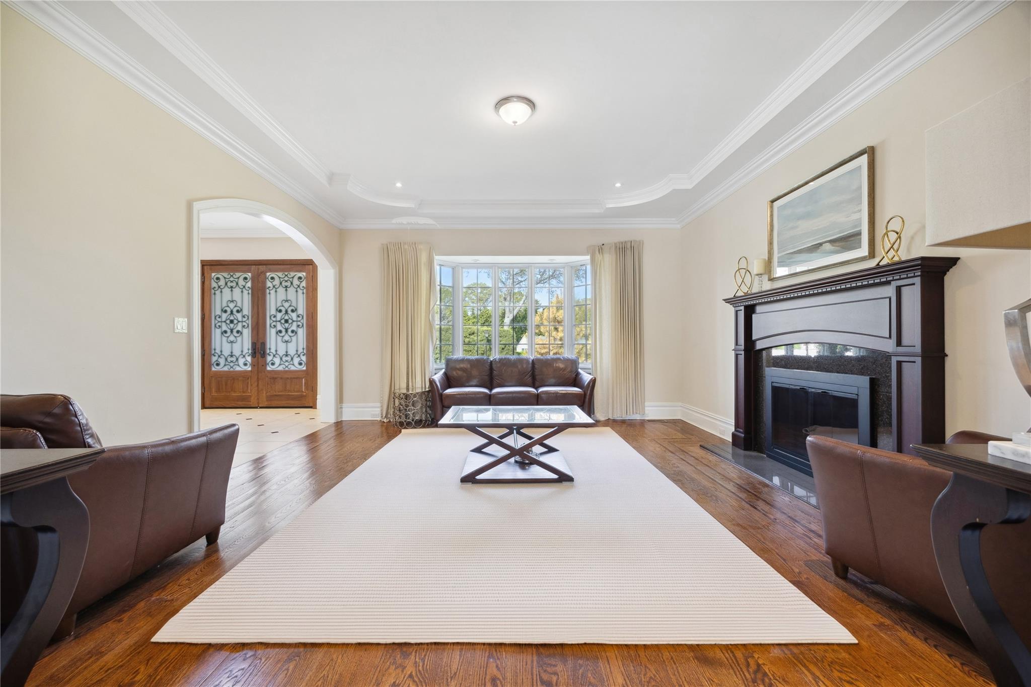 16 Winchester Drive, Manhasset, New York image 10