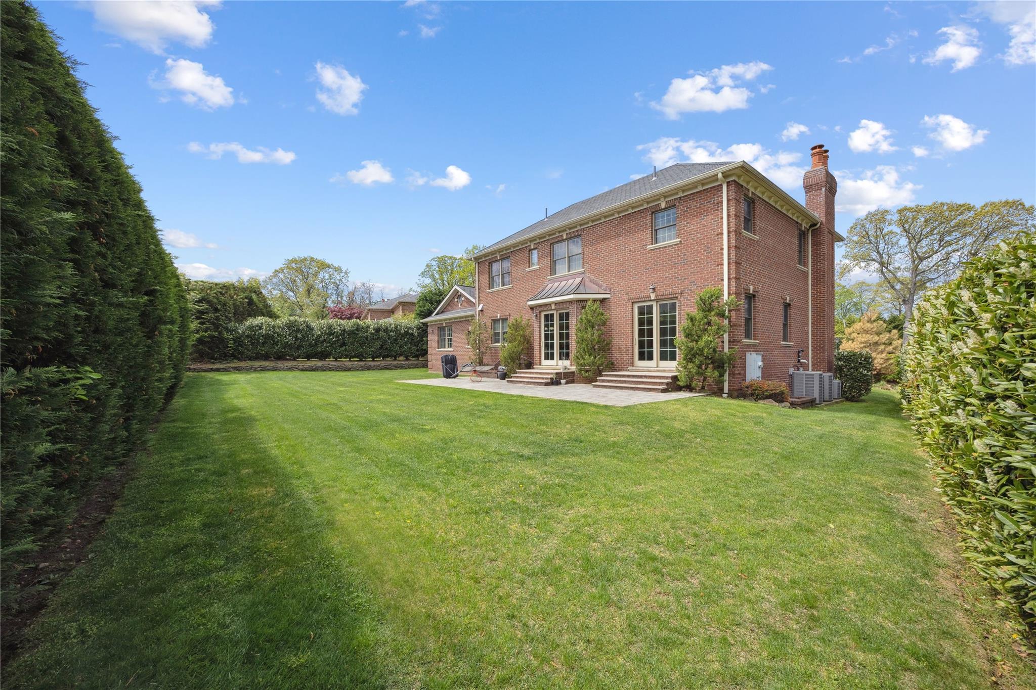 16 Winchester Drive, Manhasset, New York image 38