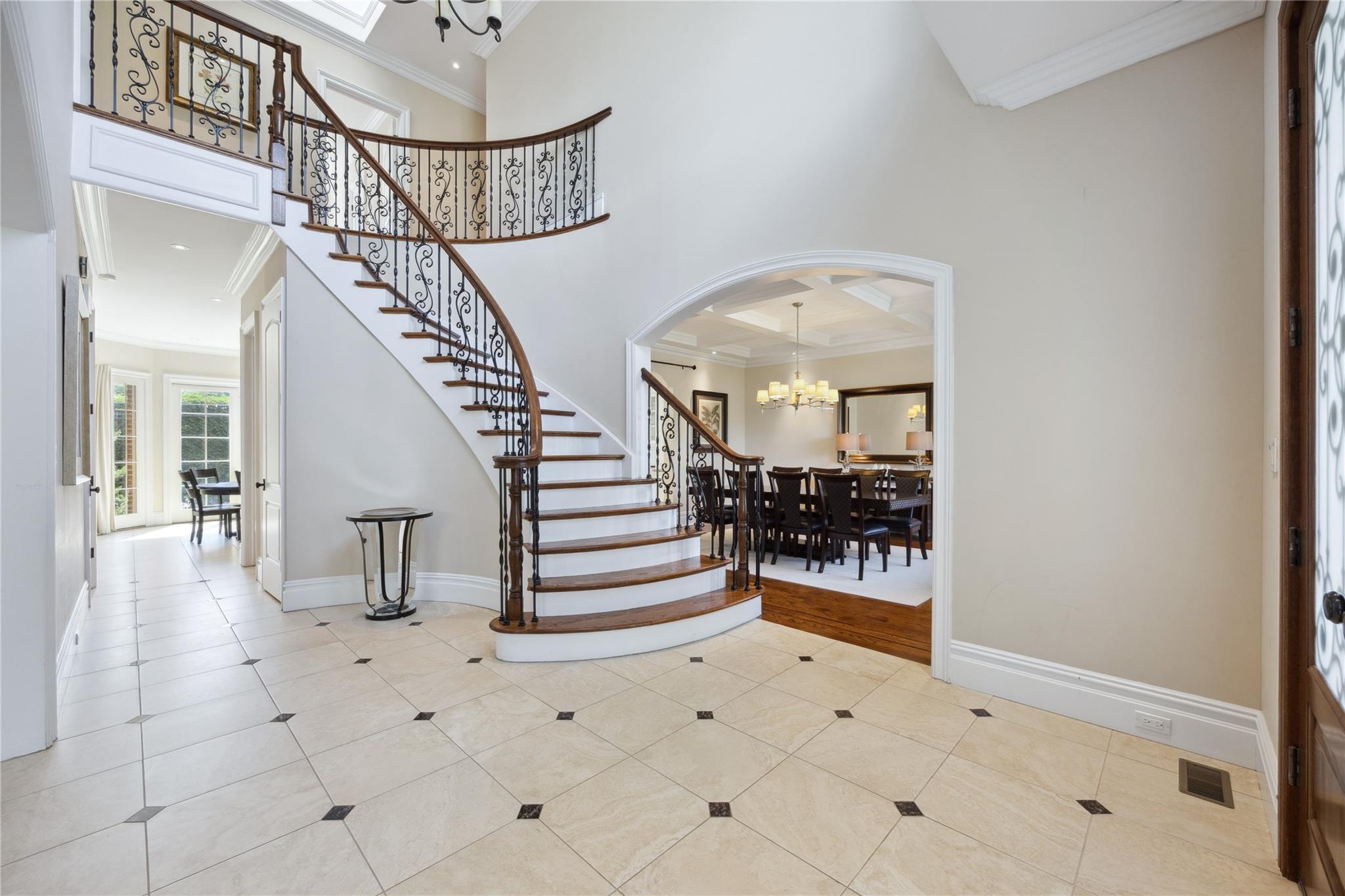 16 Winchester Drive