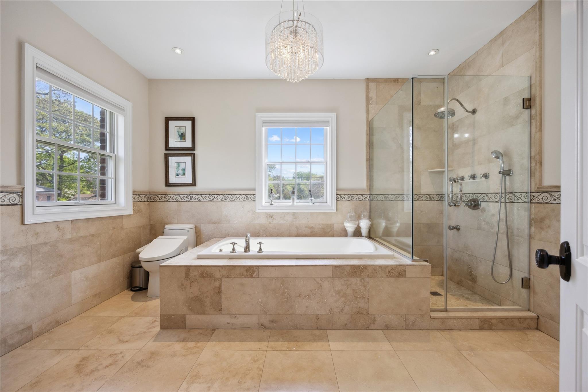 16 Winchester Drive, Manhasset, New York image 25