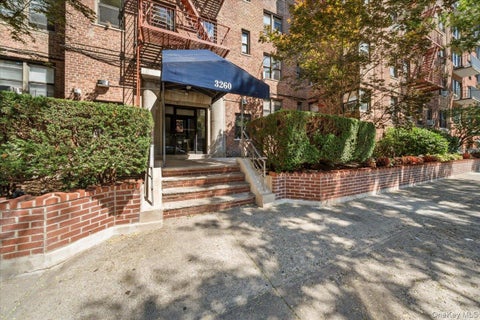 Homes For Sale - 3260 Netherland Avenue #2H<br/> Bronx, NY 10463