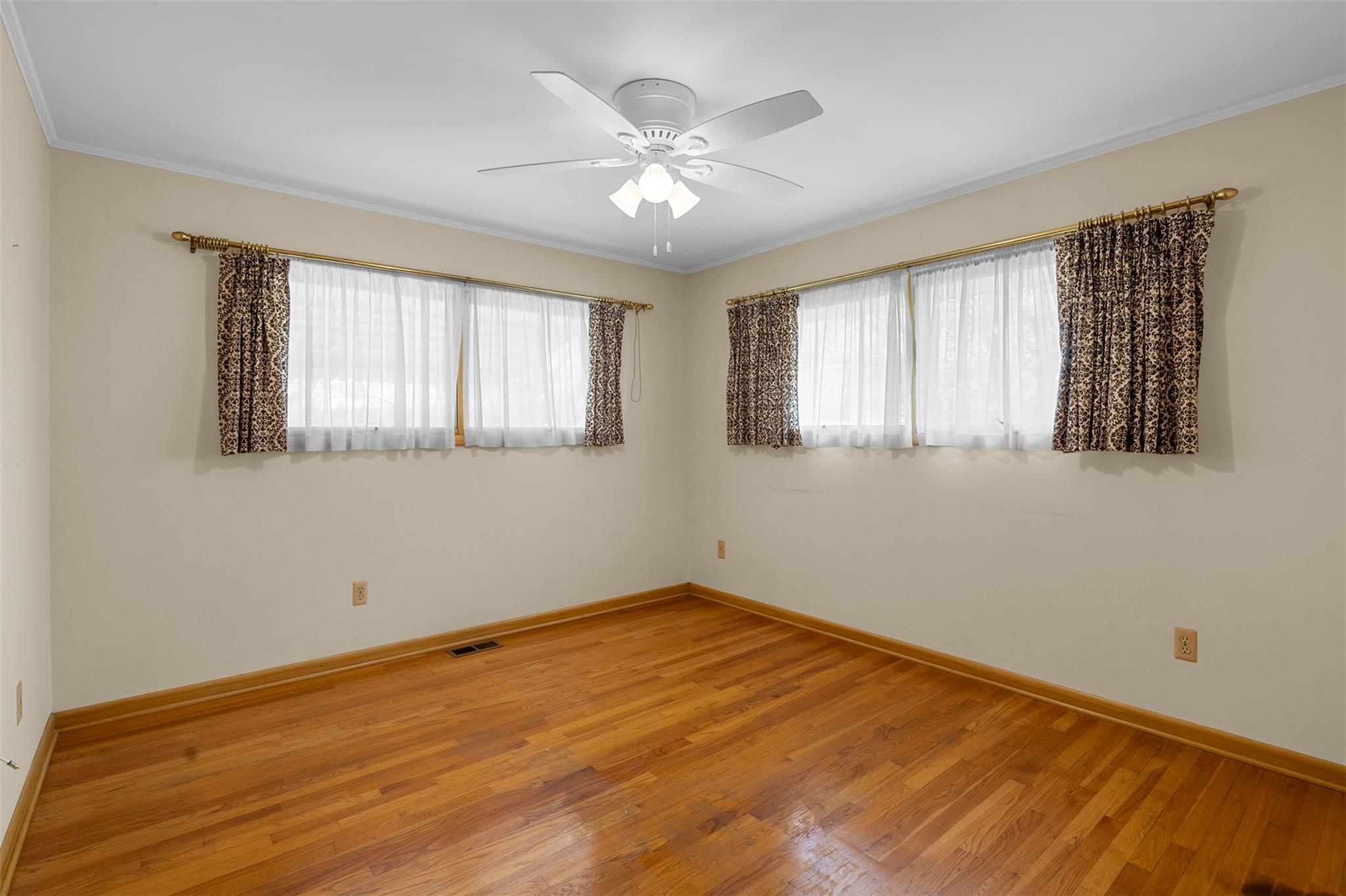 596 Glenwood Road, Pine Island, New York image 27