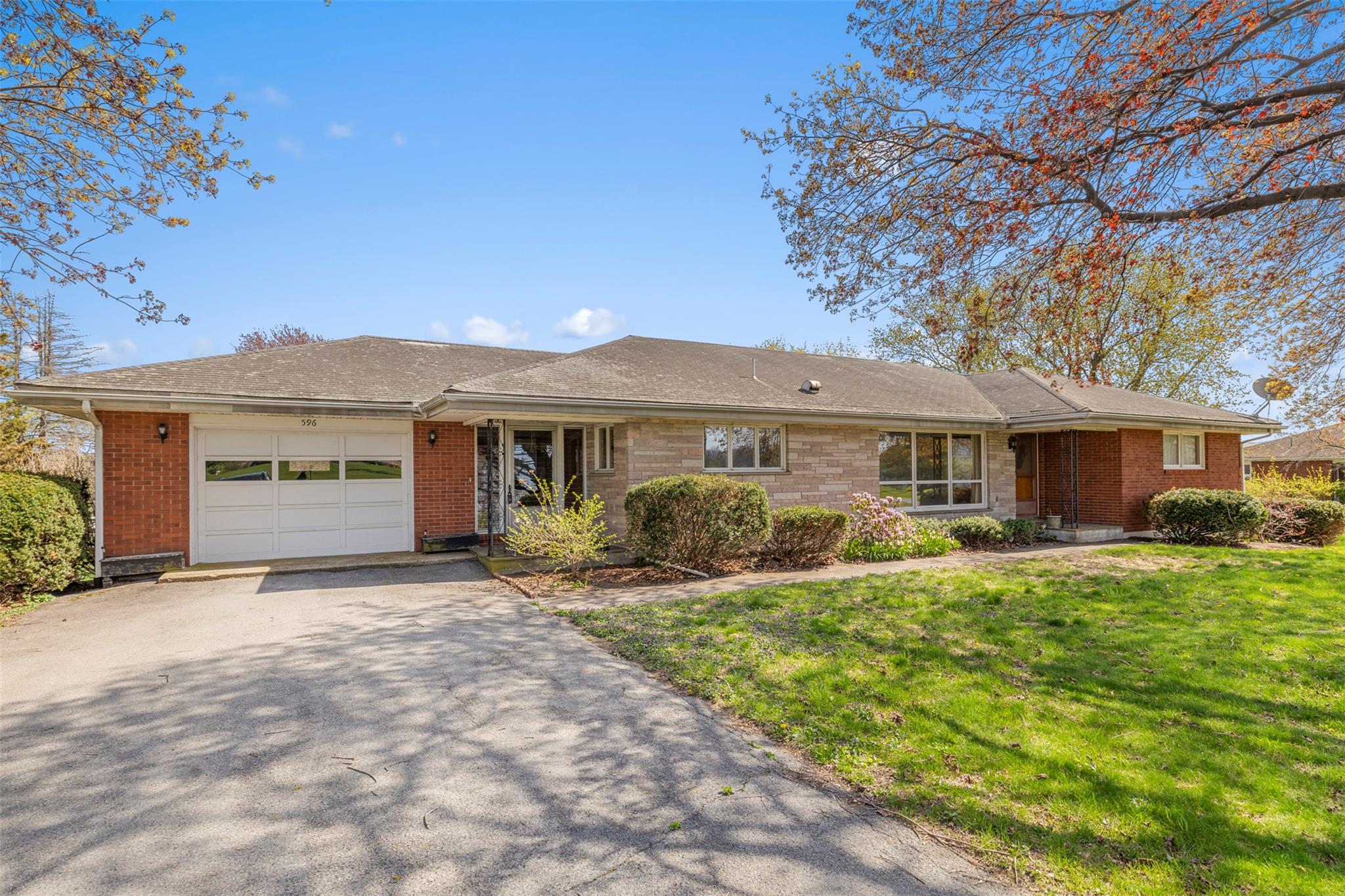 596 Glenwood Road, Pine Island, New York image 4