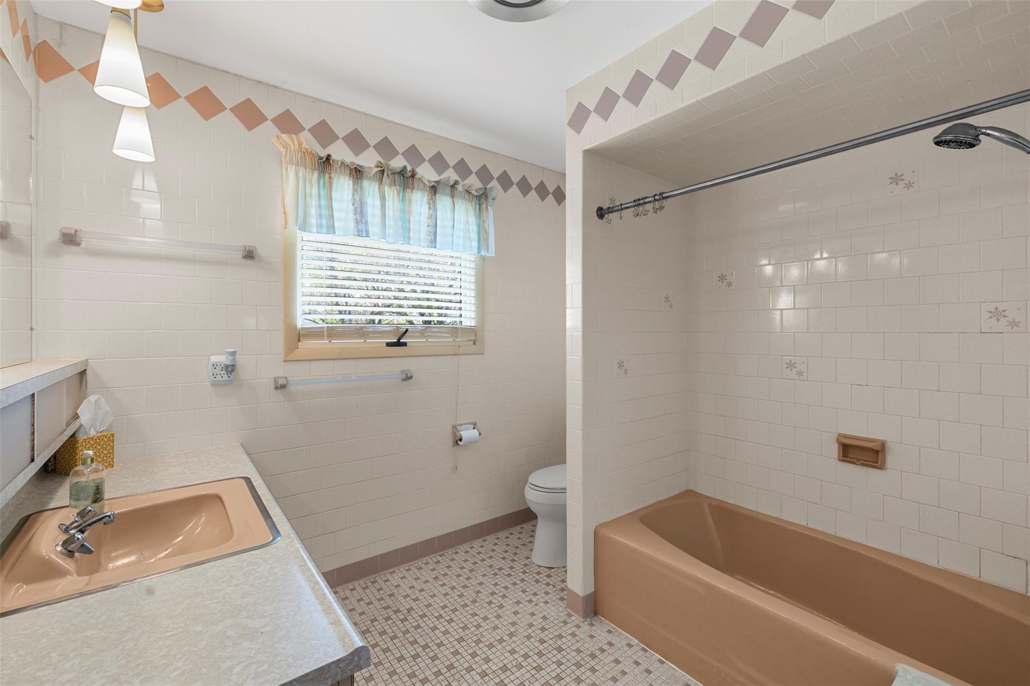 596 Glenwood Road, Pine Island, New York image 25