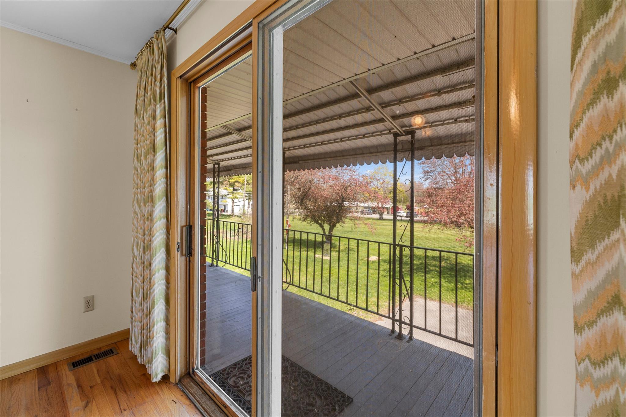 596 Glenwood Road, Pine Island, New York image 21