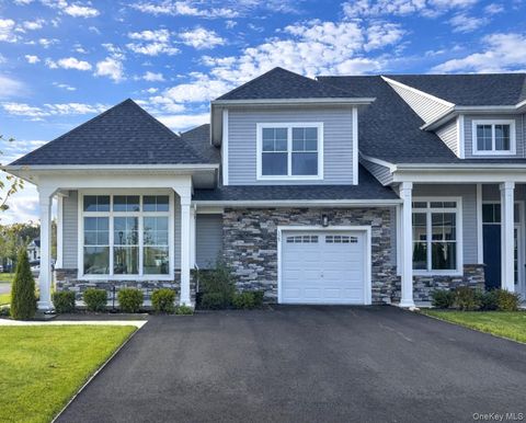 329 Silver Timber Drive 329 Yaphank NY 11980