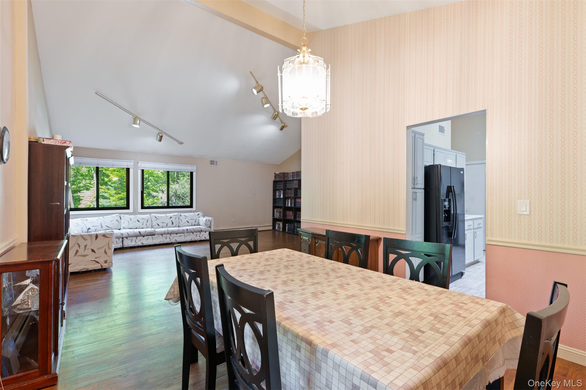 13 Jade Court