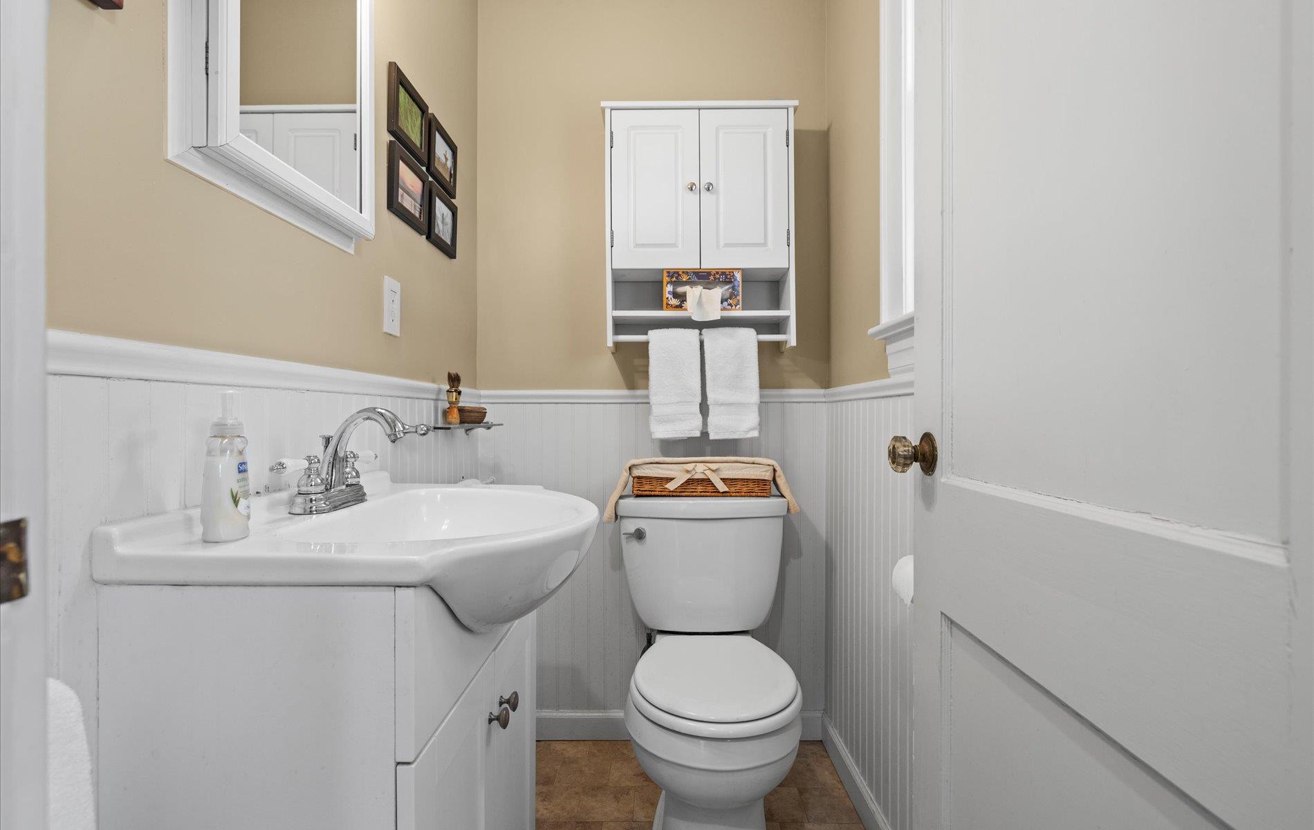 123 S Bayview Avenue, Amityville, New York image 20