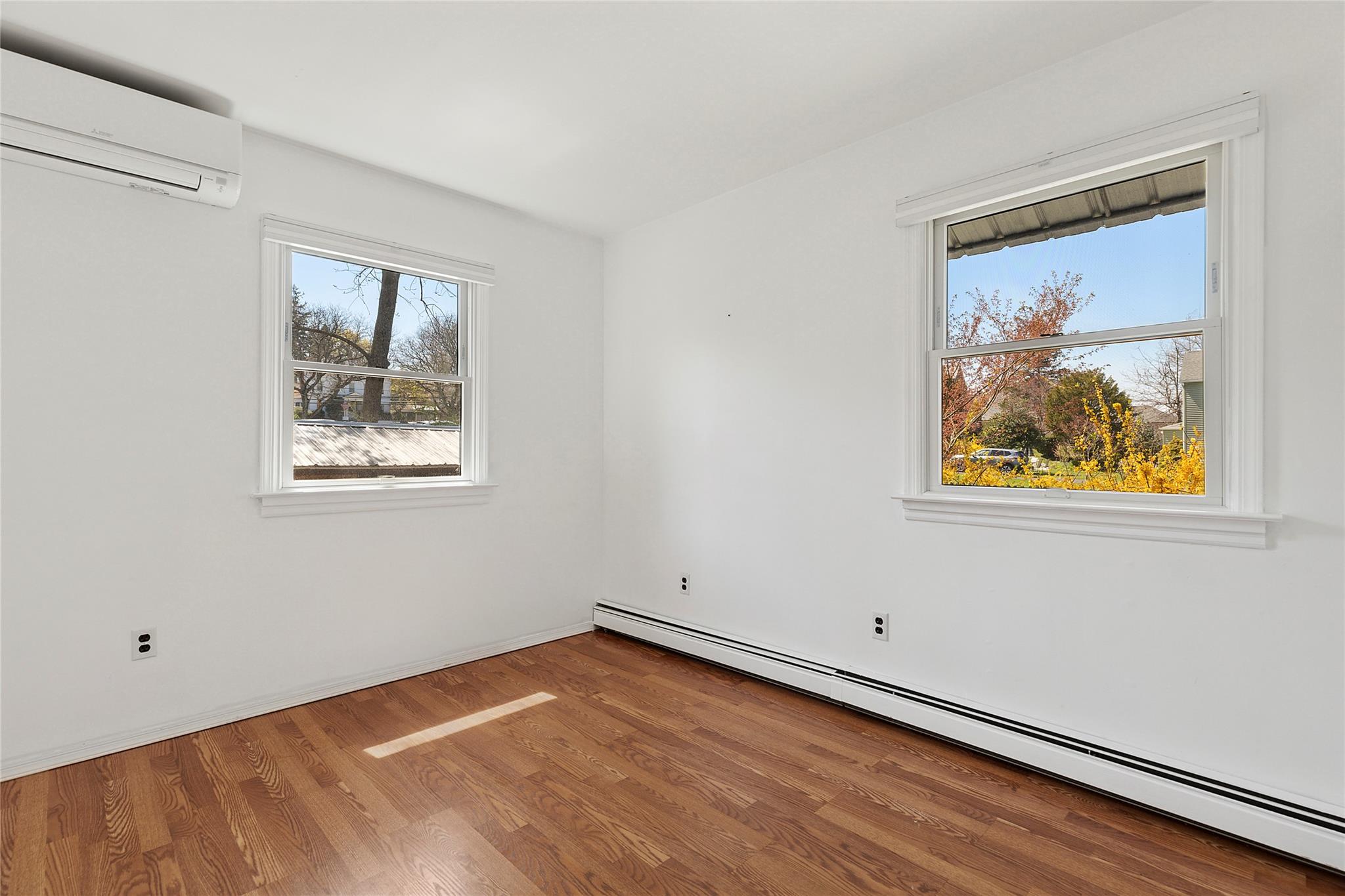 110 Sidney Street, Oyster Bay, New York image 17