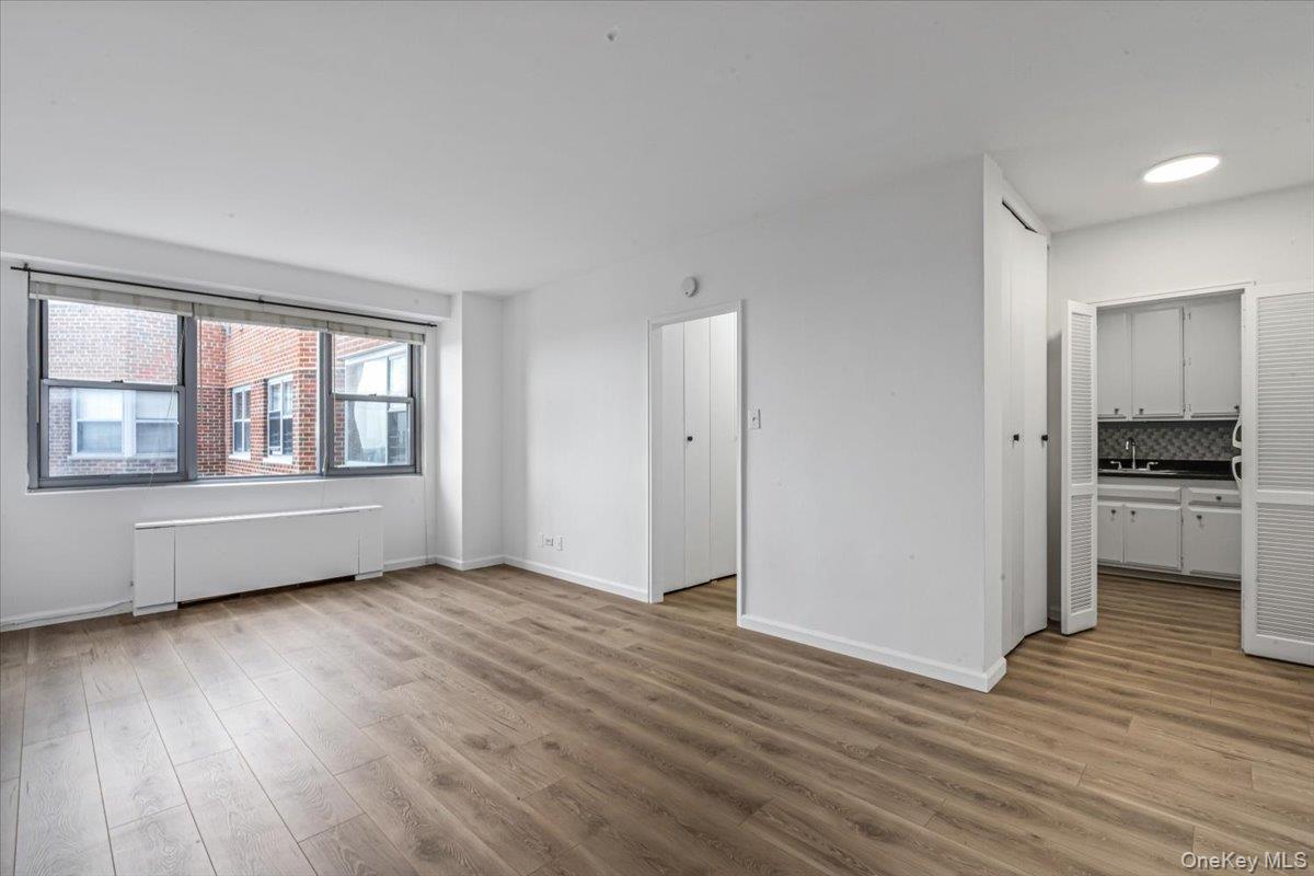 85-15 Main Street 12S