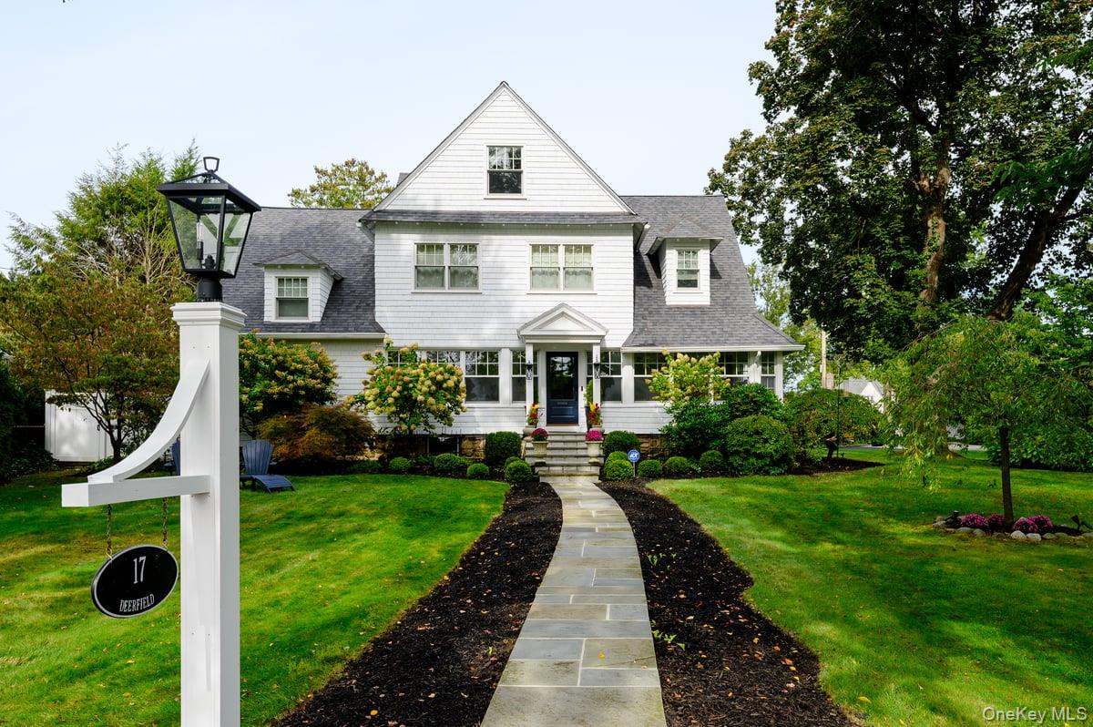 17 Deerfield Avenue