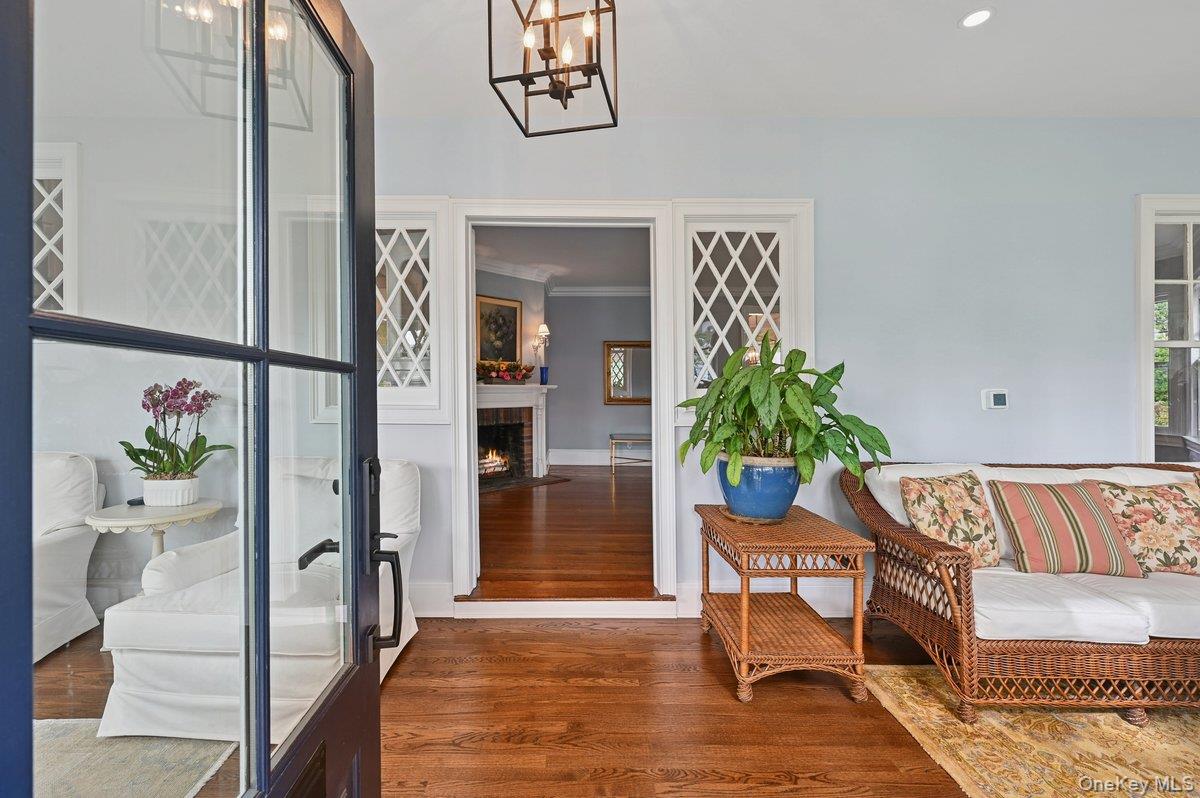 17 Deerfield Avenue