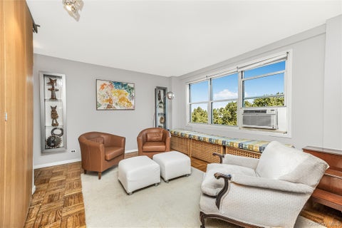 Homes For Sale - 3935 Blackstone Avenue #4K<br/> Bronx, NY 10471