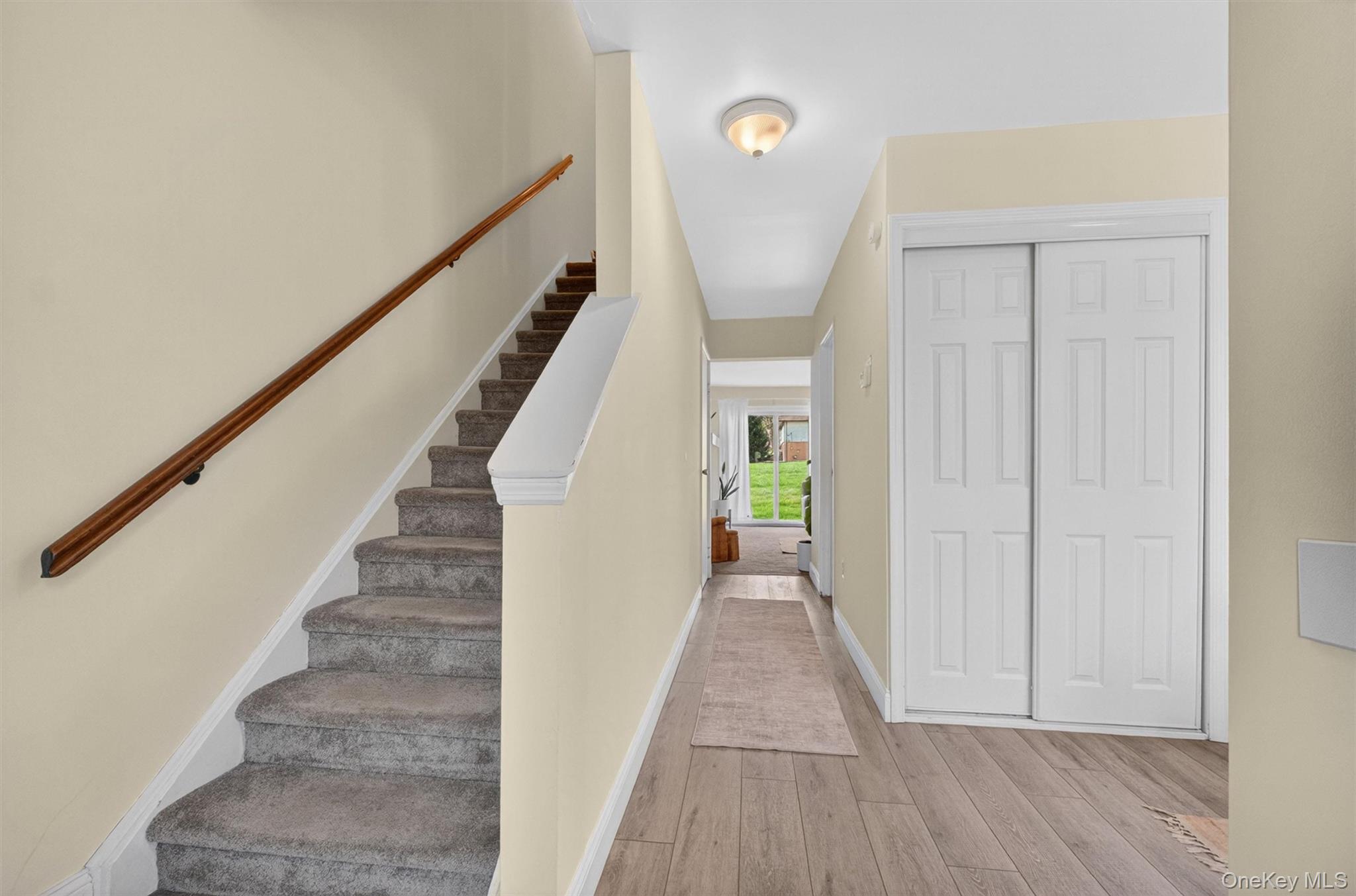 11 Squires Gate unit B