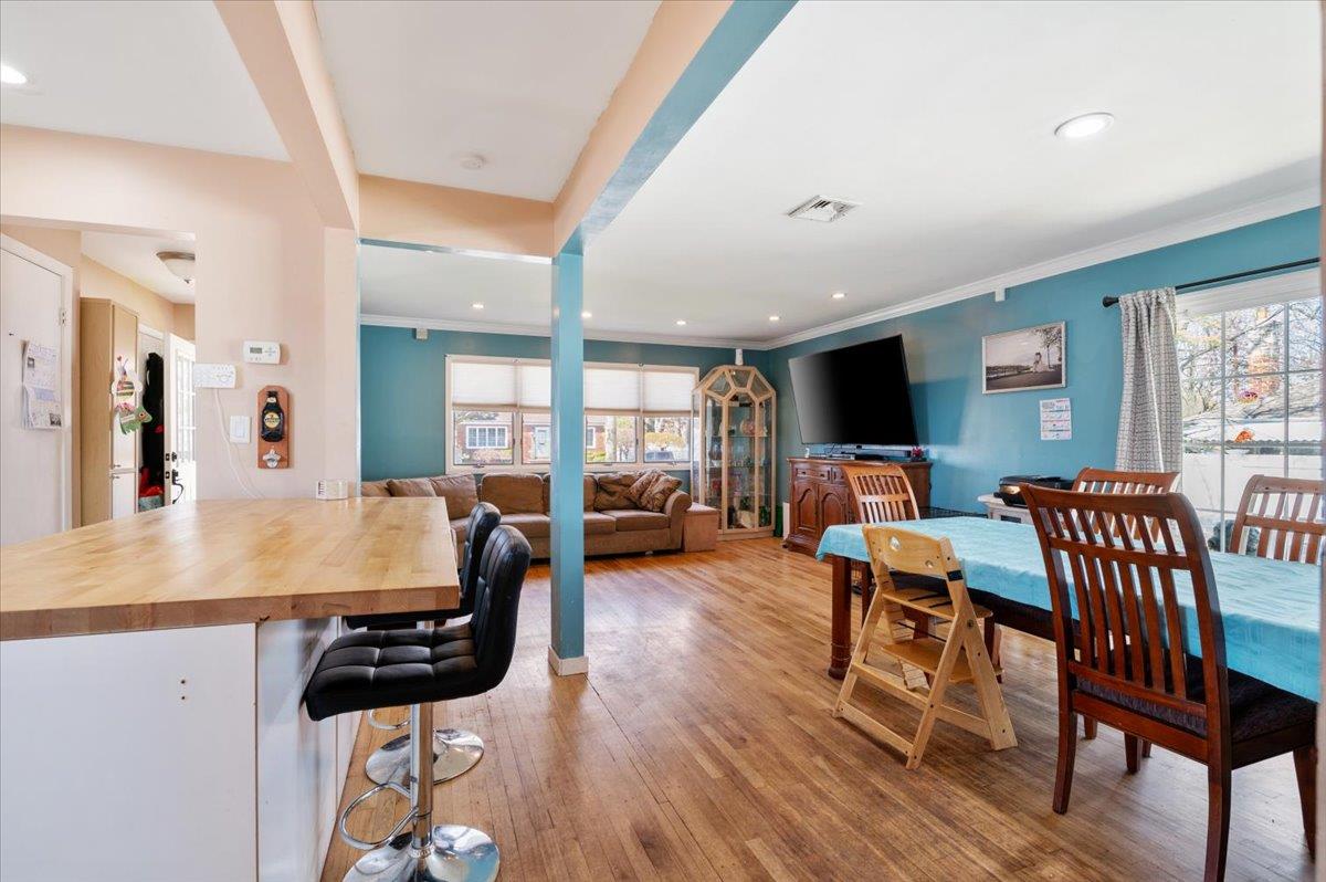 652 Stewart Avenue, Bethpage, New York image 7