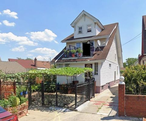 Photo of 16144 86th Avenue #1st fl, Jamaica, NY 11432 (MLS # 968468)