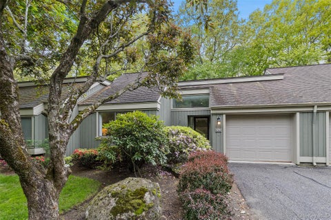 Condo For Sale - 567 Heritage Hills #B<br/> Somers, NY 10589