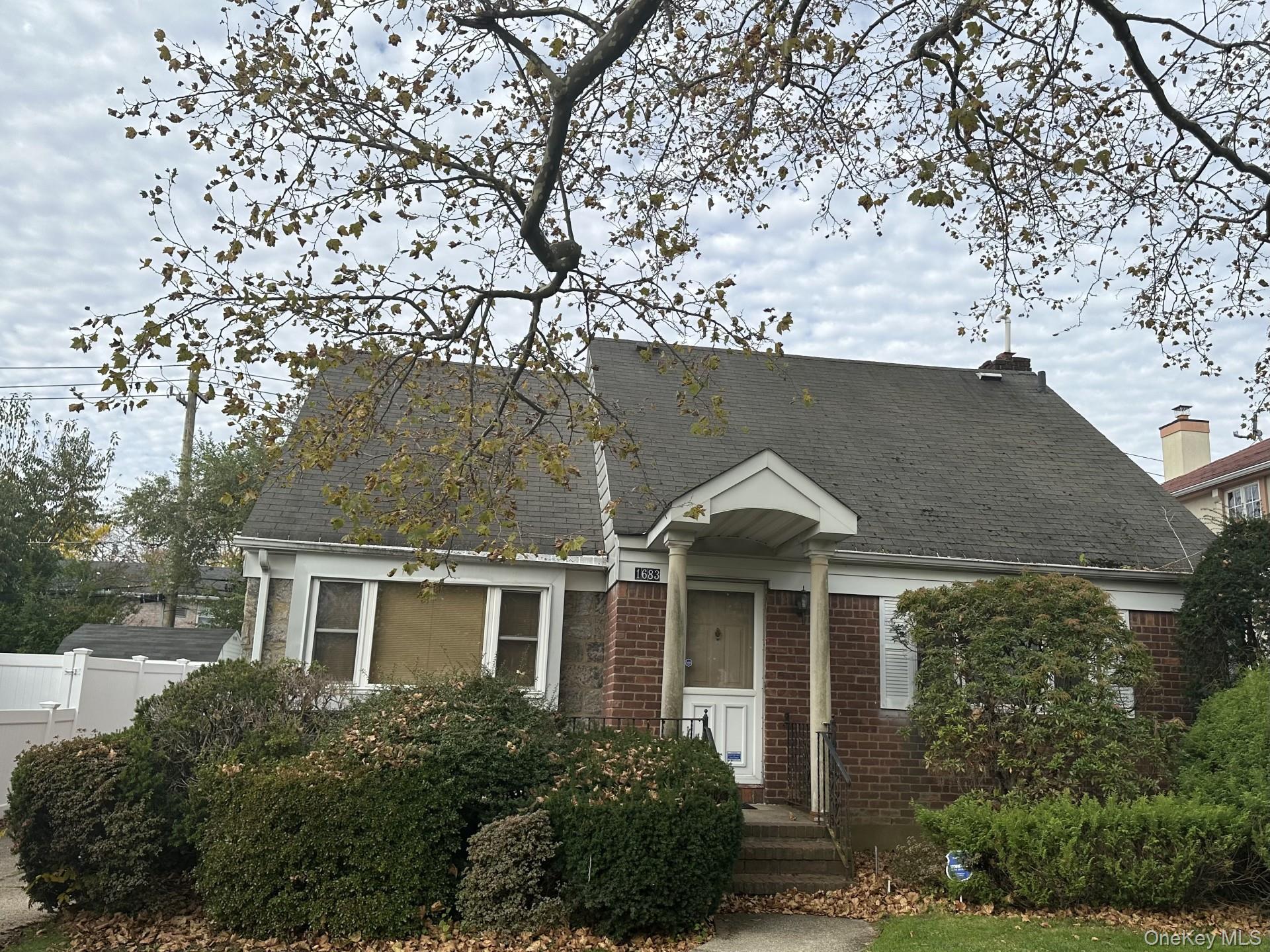 1683 Stewart Avenue