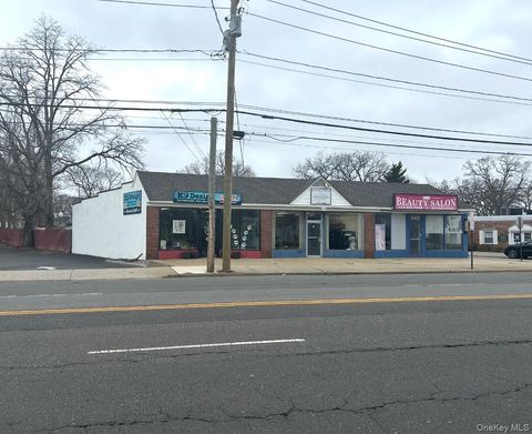 565 Broadway Massapequa NY 11758