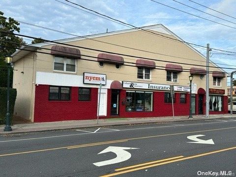 Apartment For Rent - 360 Larkfield Road #18<br/> East Northport, NY 11731