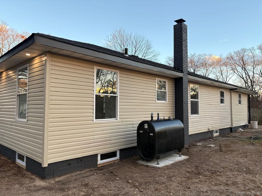 Photo of 10 Dourland Road, Medford, NY 11763 (MLS # 957379)